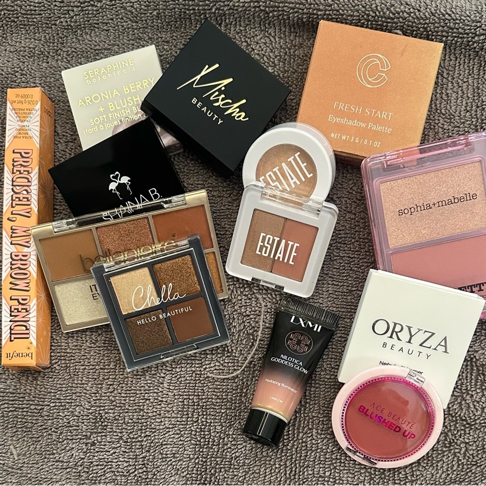 Color Makeup Bundle
